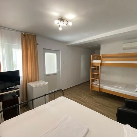Hotel Casa Ciobi Două Mai Zimmer foto